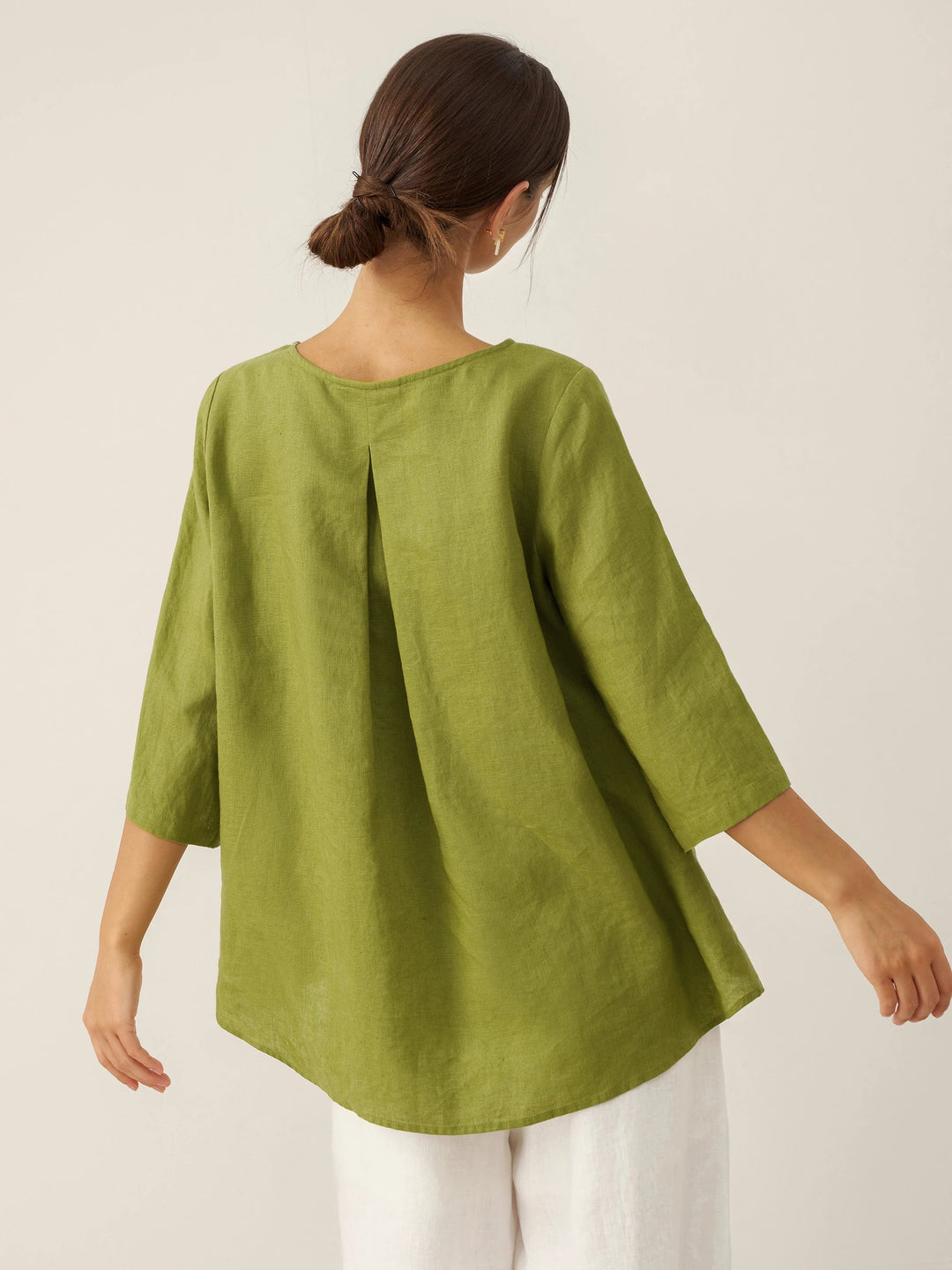 Brianna | Elegant Round-Neck Asymmetrical Hem Top