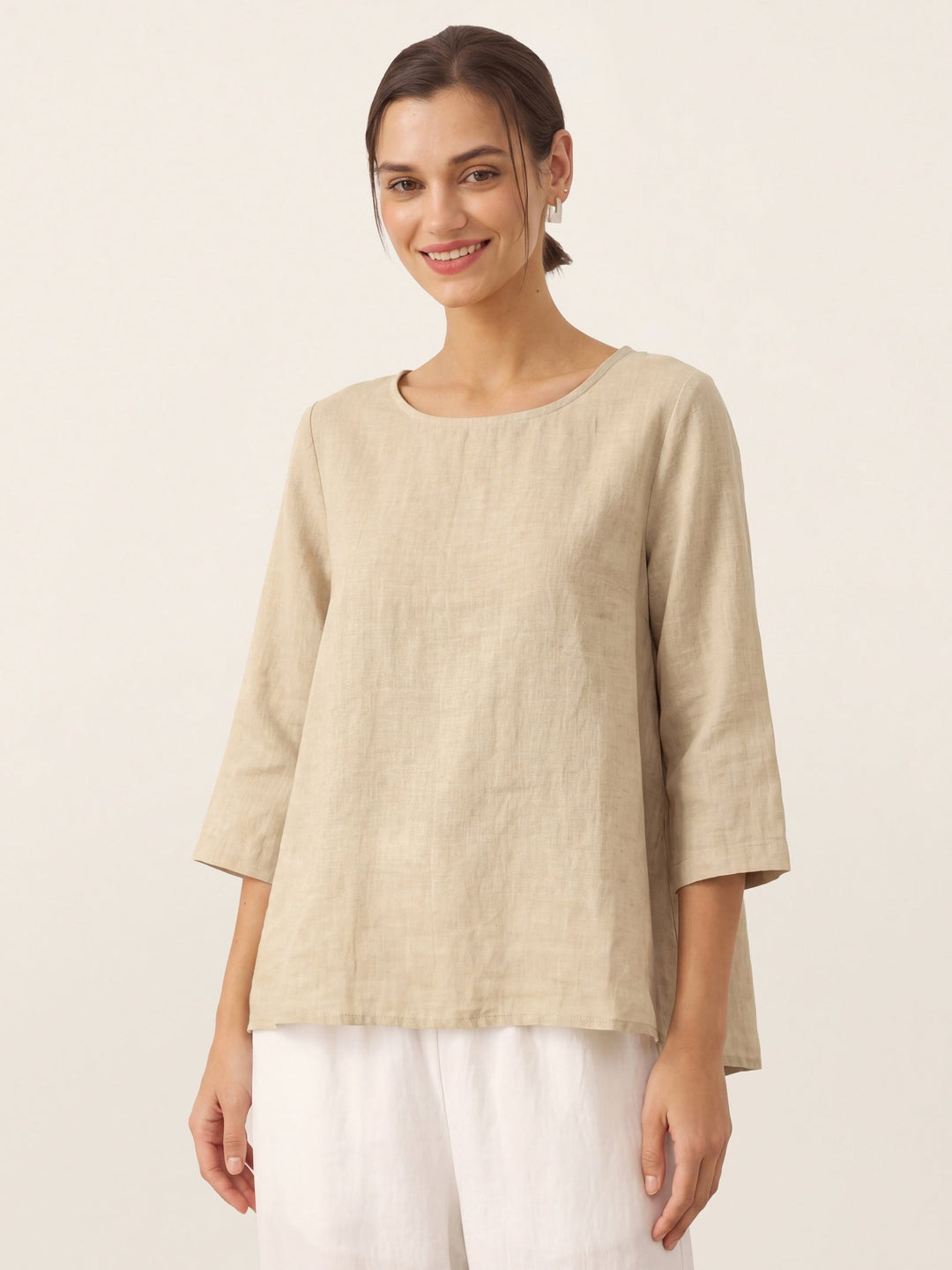 Brianna | Elegant Round-Neck Asymmetrical Hem Top