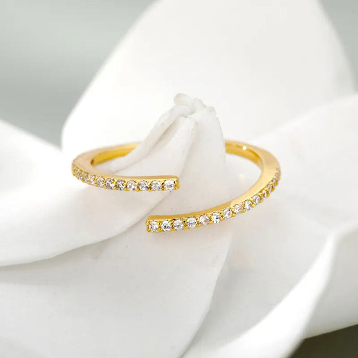 Jamie | Classic Zirconia Ring 18K Gold