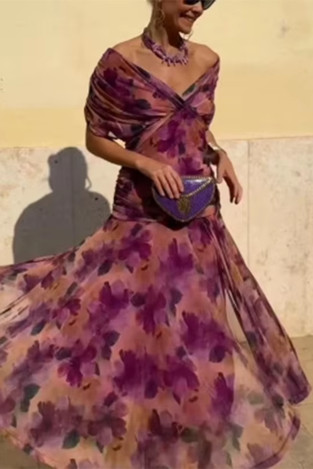 Luisa | Elegant Long Evening Dress with V-Neck