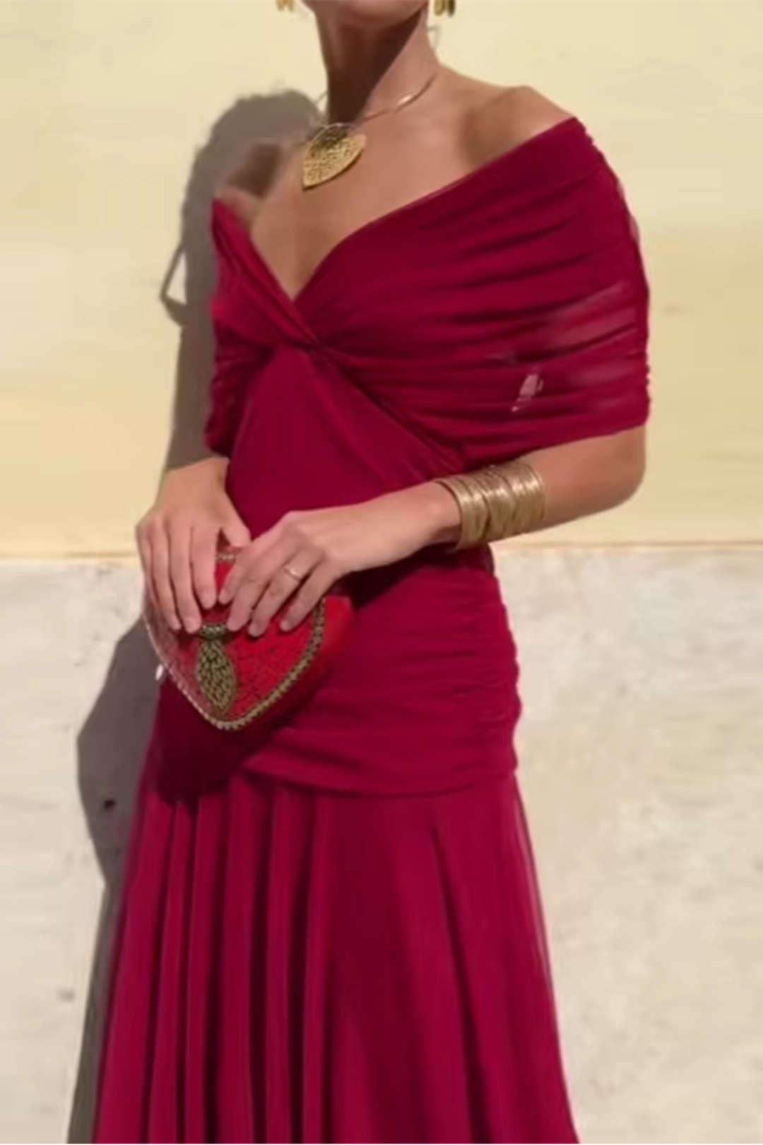 Luisa | Elegant Long Evening Dress with V-Neck