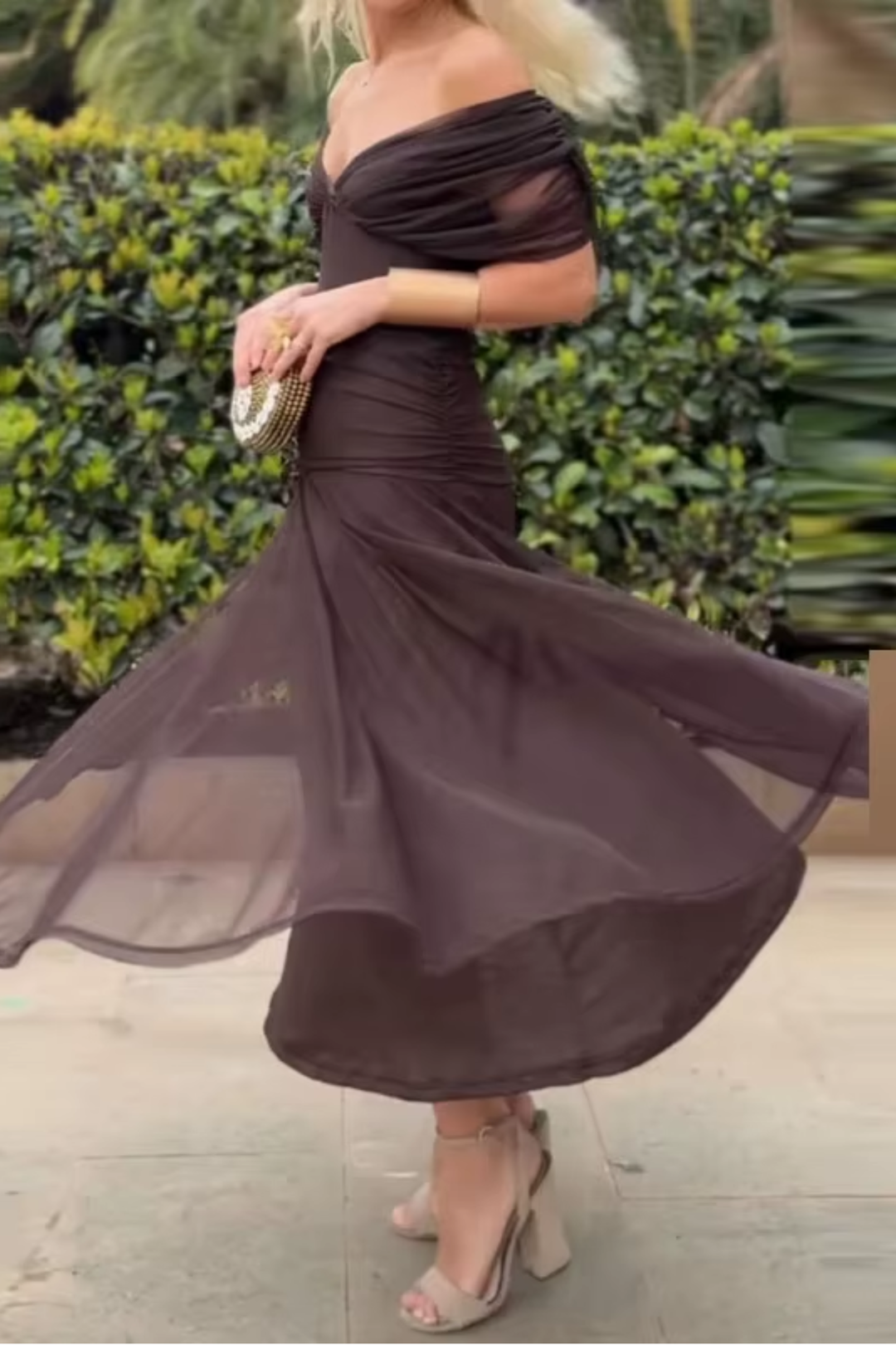 Luisa | Elegant Long Evening Dress with V-Neck