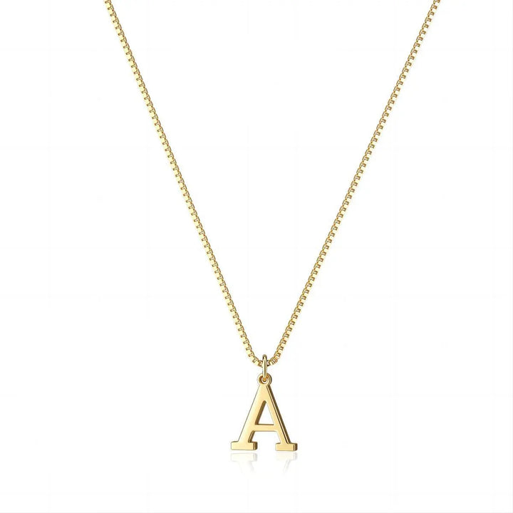 Jamie | Initials Necklace in 18K Gold.