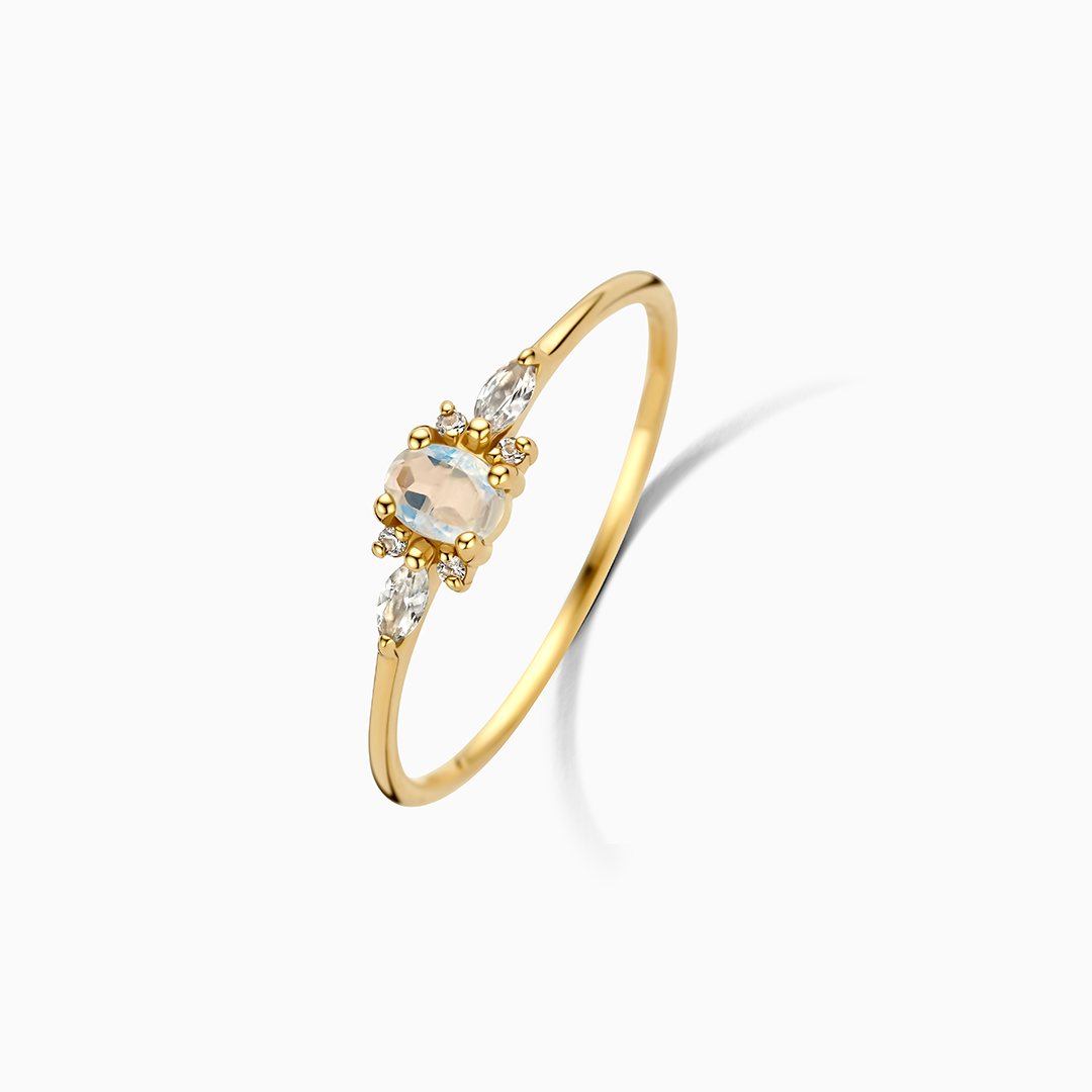 Jamie | Violet Diamond Ring 18k Gold