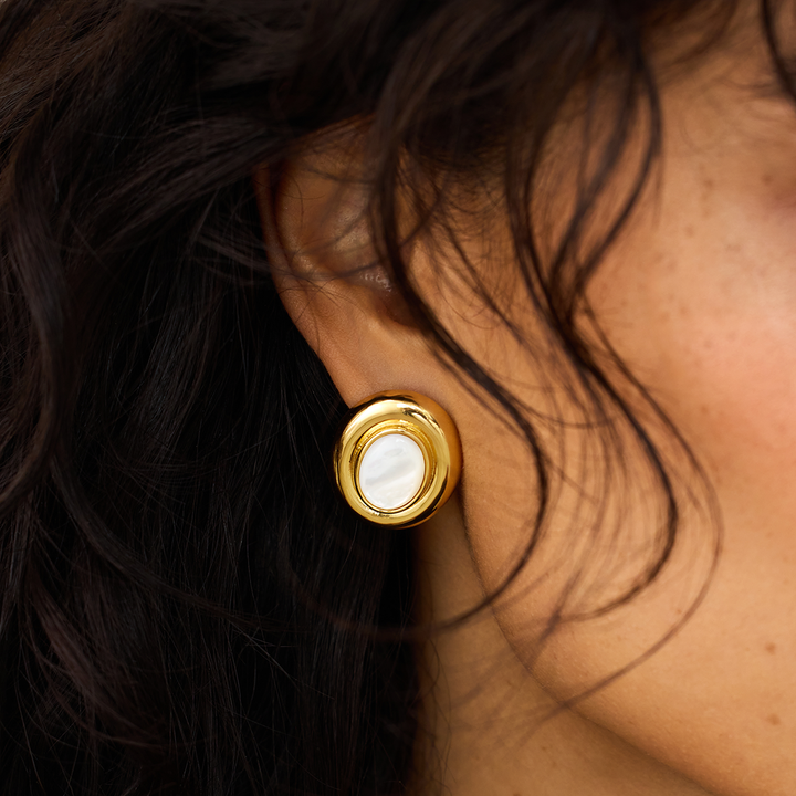Jamie | Stud Earrings 18k Gold