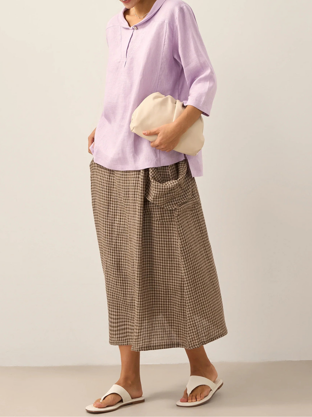Katherine | Effortless V-Neck Peter Pan Blouse