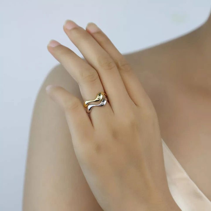 Jamie | Wave Ring 18K Gold