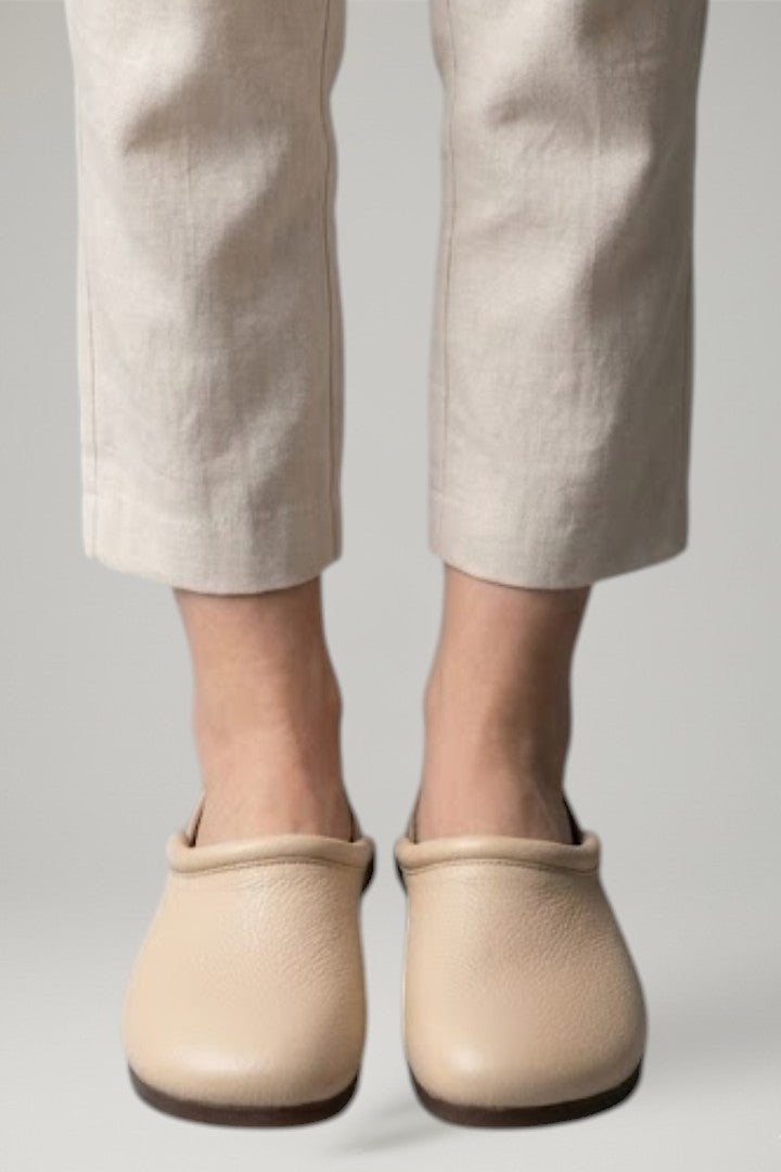 Hazel | Women's Sandals with Cushioned Insole and Textured Sole