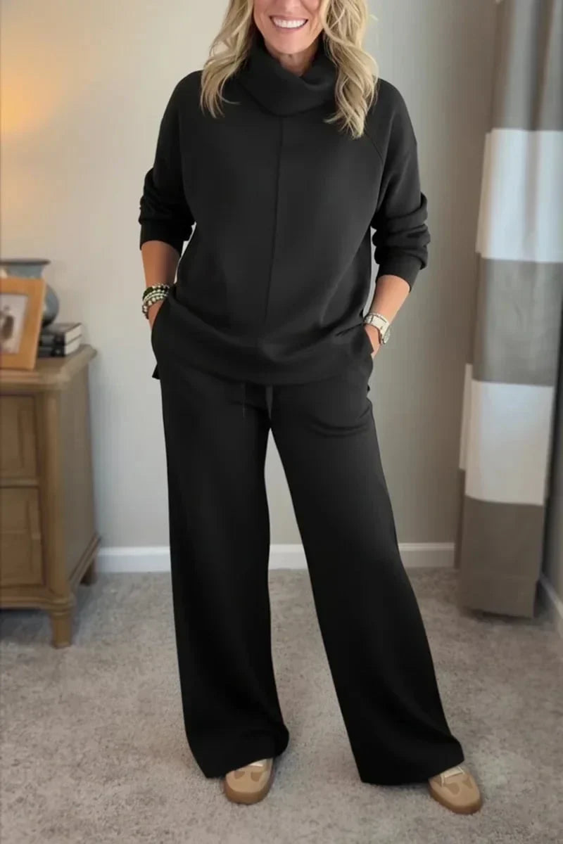 Thalia - Two-Piece Travel Set with Turtleneck